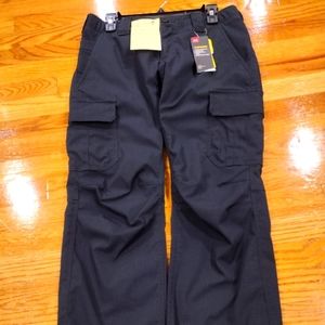 Under Armour XStorm tactical pants Size 10